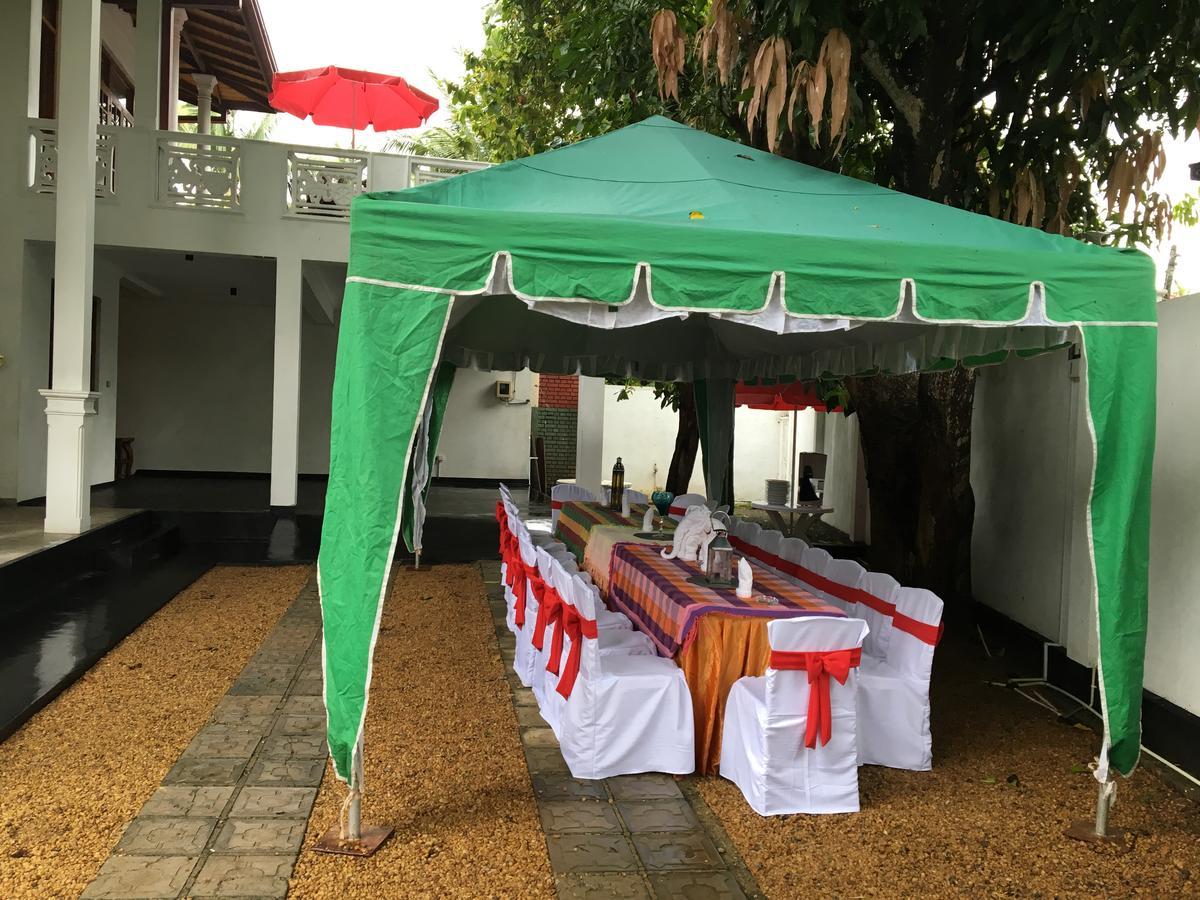 Mahakumara White House Hotel Kalutara Exteriér fotografie
